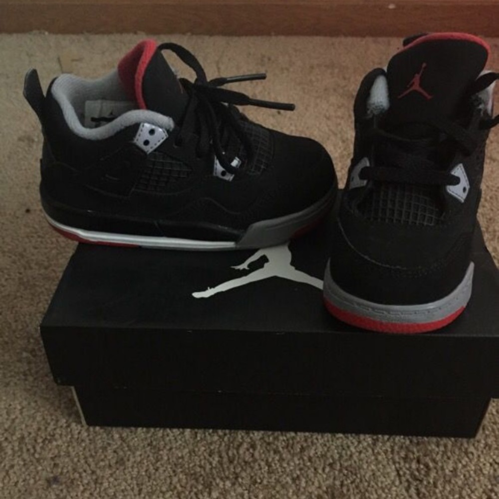 Bred Retro Jordan 4 (toddler)